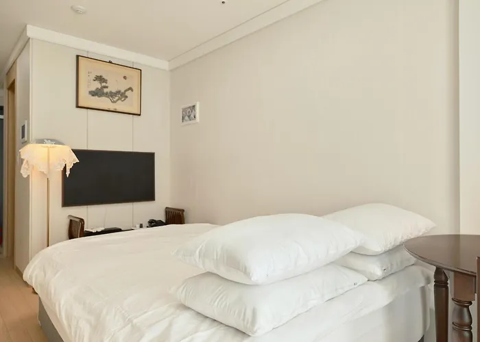 Comocasa Premium Terrace * Seul
